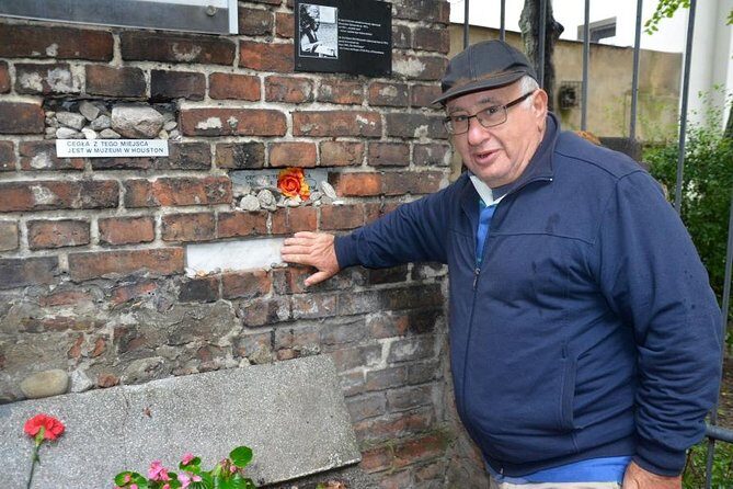 Private Tour: Warsaw's Jewish Heritage by Retro Fiat - How the Experience Feels