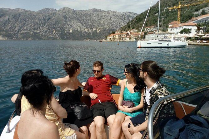 Private tour with speed boat - Perast and Lady of the rock - FAQ
