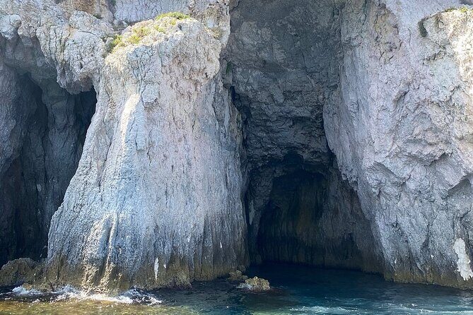 Private Tour with Typical Homemade Products and Full Beverage - The Food and Drinks