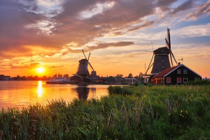 Private Tour Zaanse Schans Windmills, Volendam & Marken - An In-Depth Look at the Tour Experience