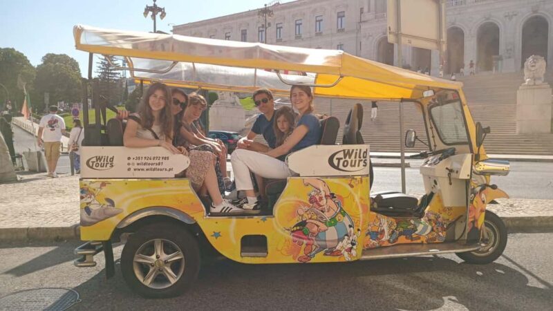 Private tours of Lisbon in 100% electric tuk-tuks - Key Points