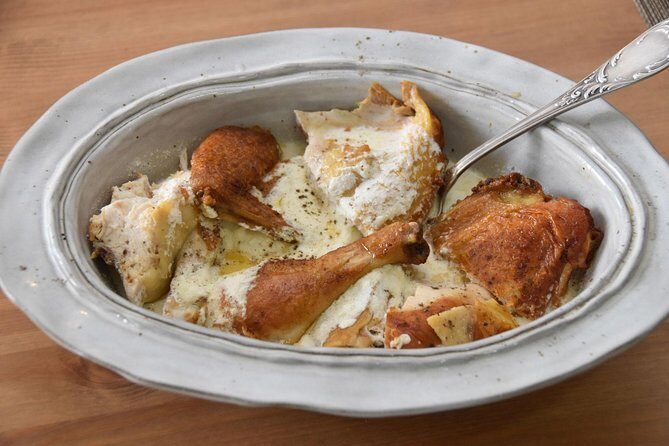 Private Traditional Georgian Meal in a Lovely Tbilisi Home with Transfers - Authentic Touches and Unique Insights