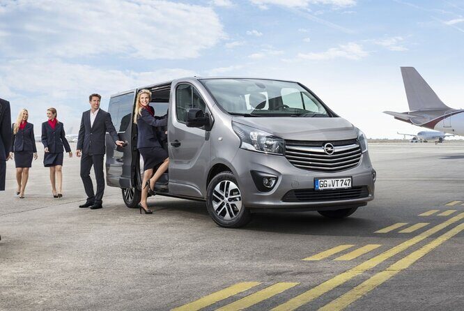 Private transfer Bucharest Henri Coanda Airport - Introduction