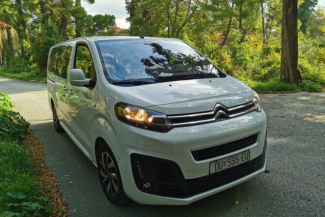Private Transfer by 8 seats van from and to Dubrovnik Airport - Key Points