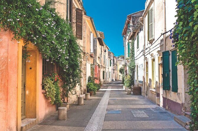 Private transfer by car from Marseille Airport to/from Arles - Why This Transfer Stands Out