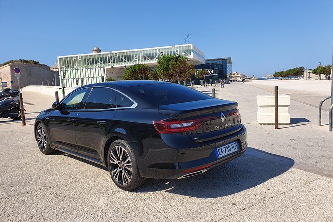 Private transfer by car: Marseille airport from or to Avignon - Key Points