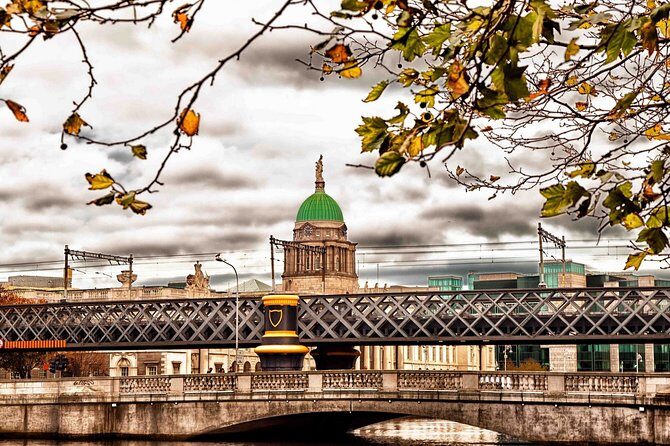 Private Transfer: Dublin Airport DUB to Dublin in Business Car - FAQ