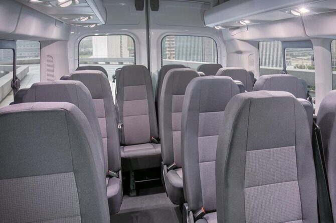 Private Transfer Fort Worth Airport DFW to Downtown Dallas by Luxury Vehicle - The Vehicle Options and Capacity