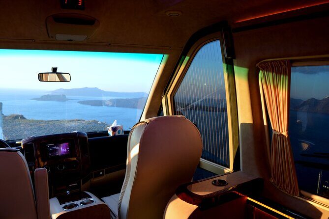 Private Transfer from Airport to Santorini Hotels - How This Transfer Fits Into Your Overall Santorini Experience