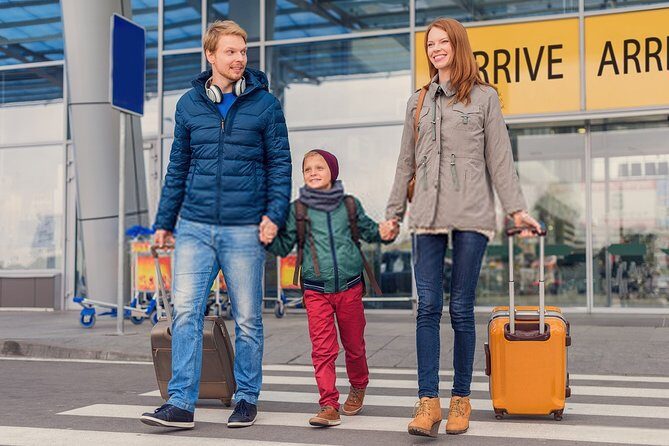 Private Transfer from Amsterdam Airport Schiphol to The Hague - How the Service Fits Different Travelers