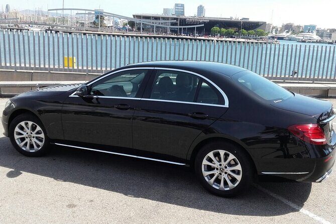 Private Transfer from Barcelona City to the Port (or vice versa) - In The Sum Up