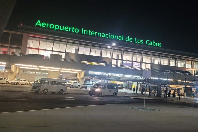 Private Transfer from Cabo San Lucas Airport - The Vehicle and the Ride