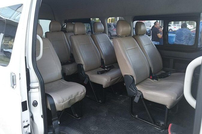 Private Transfer from Cancun Airport CUN to Puerto Morelos by Minivan or Minibus - FAQs