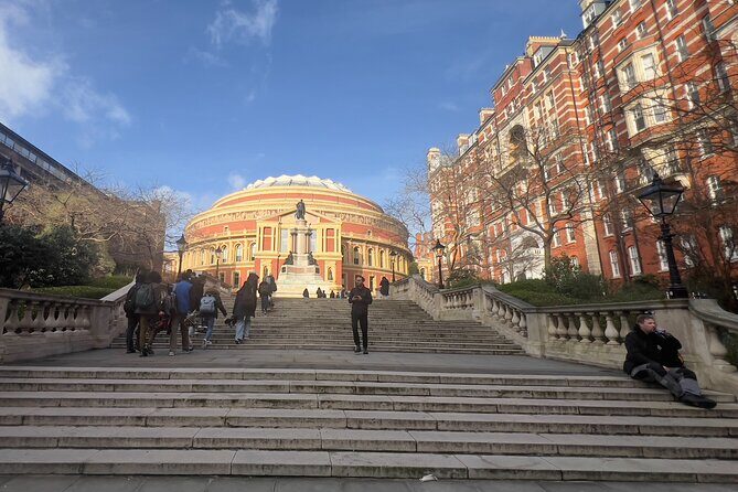 Private Transfer from Central London to Heathrow Airport - The Sum Up