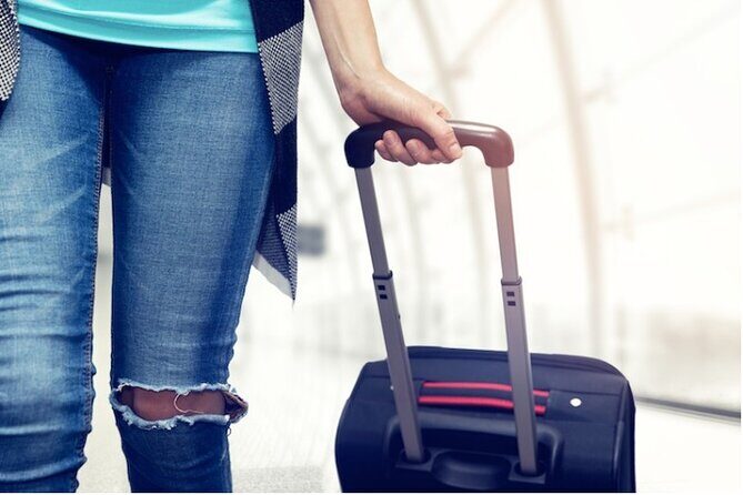 Private Transfer from Charle de Gaulle Airport to Paris - The Experience in Detail