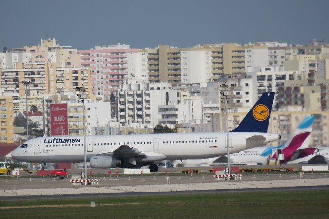 Private Transfer From Faro Airport to Albufeira (up to 4 pax) - Frequently Asked Questions