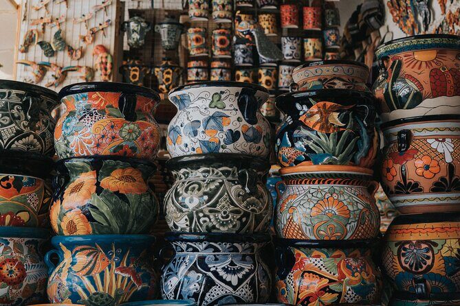 Private Transfer From Guadalajara To Puerto Vallarta, 2 Hour Stop - FAQs