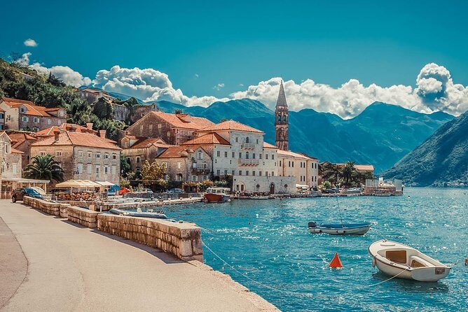 Private Transfer from Kotor or Perast to Dubrovnik airport - Who Should Consider This Service?