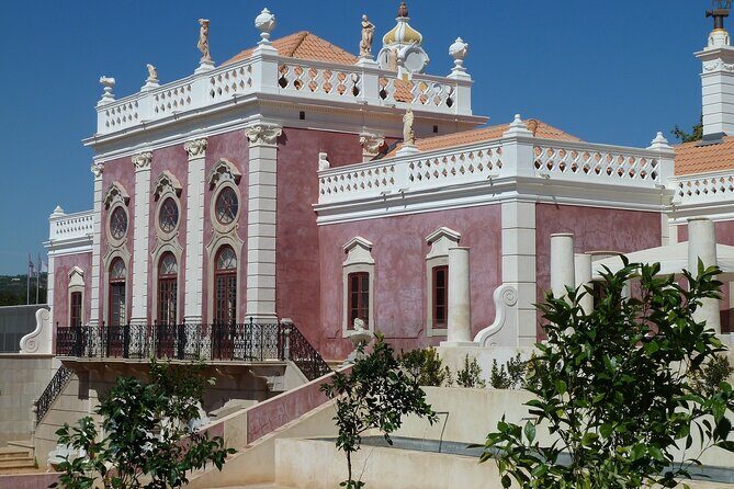 Private transfer from Lisbon to Faro with 2 hours for sightseeing - Key Points