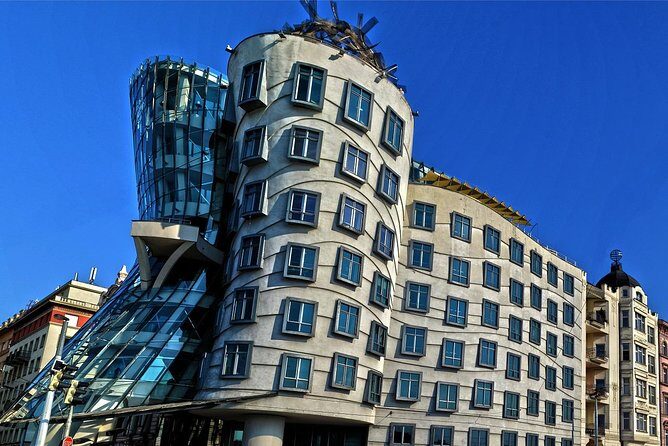 Private Transfer from Munich to Prague with 2 hours of Sightseeing, local driver - The Experience: What You Can Expect