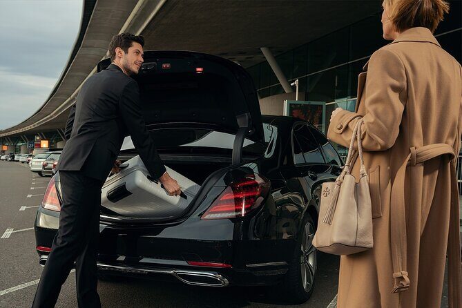 Private Transfer from Paris to Charles de Gaulle Airport - FAQ