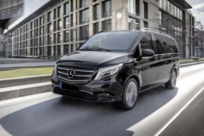 Private Transfer from Prague Airport to Prague City Hotels 1 - 3 pax - The Experience in Detail