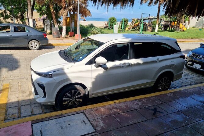Private Transfer from Puerto Escondido Airport to Hotels - The Pickup and Meeting Point