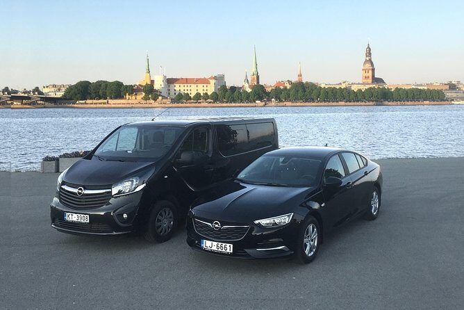Private Transfer from Riga Airport to Hotel with English speaking driver - Key Points