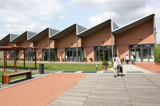 Private Transfer from Rome to Florence with 3 hours stop in The Mall Lux Outlet - How This Tour Combines Value and Convenience