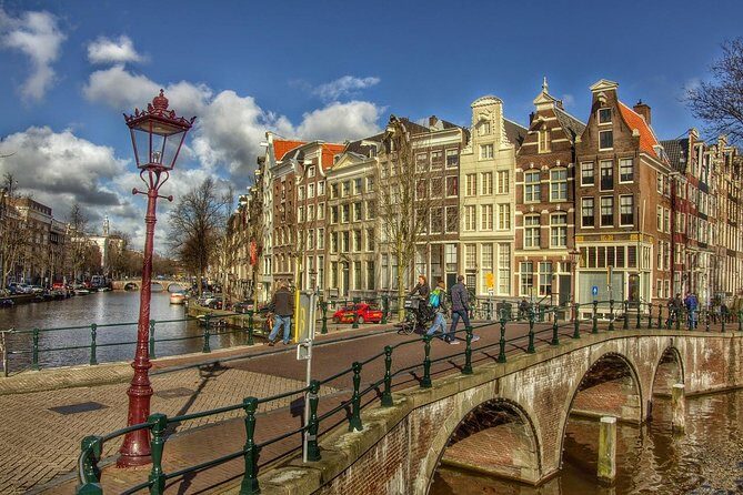Private Transfer from Rotterdam to Amsterdam - FAQ