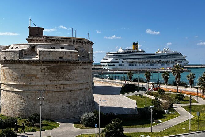 Private Transfer from the Port of Civitavecchia to Rome - Key Points