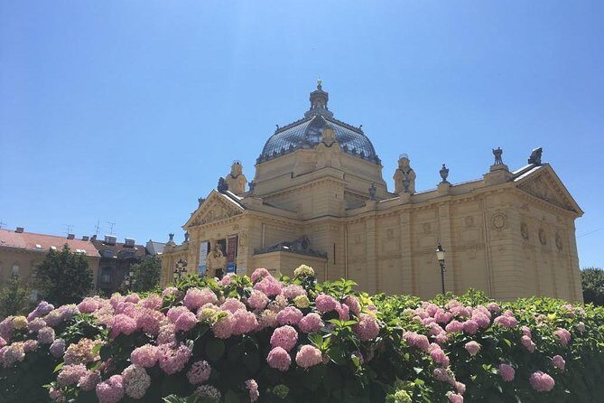 Private Transfer from Venice to Zagreb with 2h of Sightseeing - Key Points