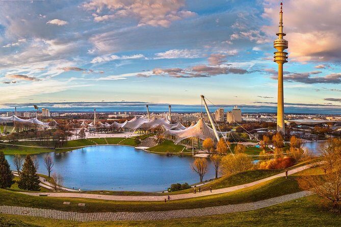 Private Transfer from Vienna to Munich with 2 hours for sightseeing - Key Points