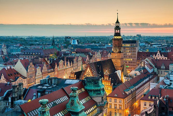 Private Transfer from Wroclaw city centre to Wroclaw (WRO) Airport - Why Choose This Transfer?