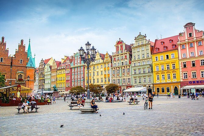 Private Transfer from Wroclaw (WRO) Airport to Wroclaw city centre - What You Should Know About the Logistics