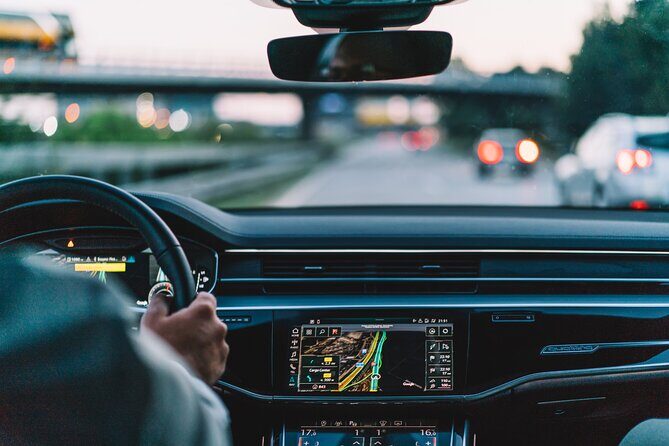 Private Transfer in Boston (BOS) Airport/Home/Hotel/Work - The Experience