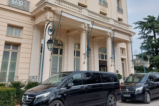 Private Transfer inside PARIS (Hotel / AirBnB / Train Station) - In-Depth Look at the Private Transfer Service in Paris