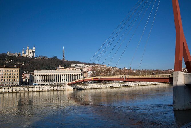 Private Transfer: Lyon Airport LYS to Lyon City in Luxury Van - The Sum Up