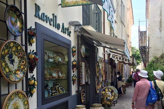 Private Transfer NAPLES to RAVELLO or vv (with Stop option in Pompeii) - Pricing and Value