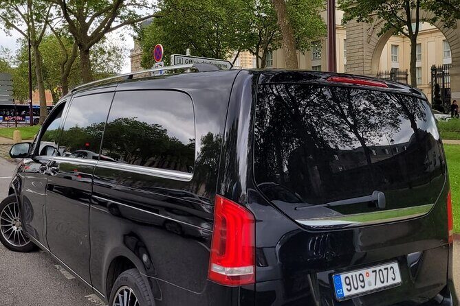 Private Transfer Paris from and to Airport (CDG, Orly, Beauvais) - The Sum Up