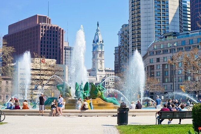 Private Transfer: Philadelphia Airport PHL to Philadelphia in Business Car - Key Points