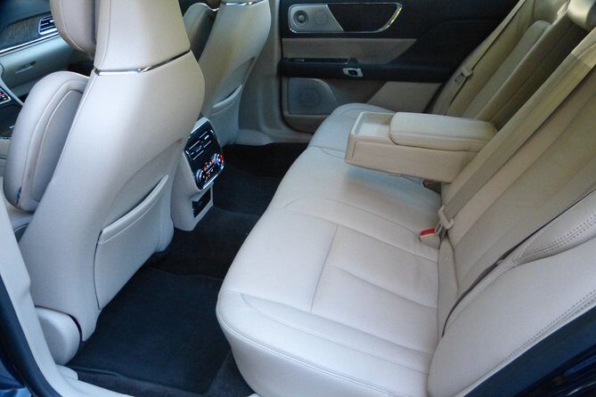 Private Transfer: San Antonio Airport to San Antonio by Sedan, SUV or Minibus - FAQ