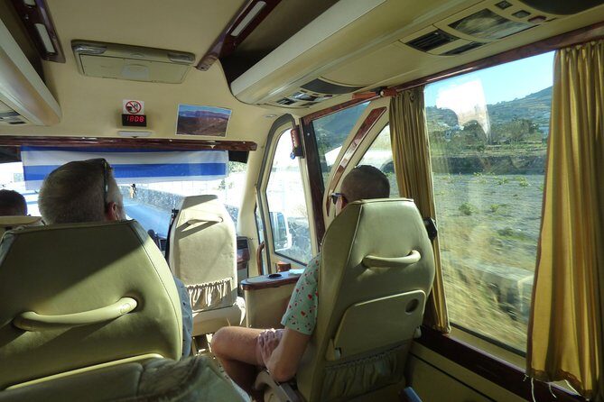 Private Transfer Santorini - The Sum Up