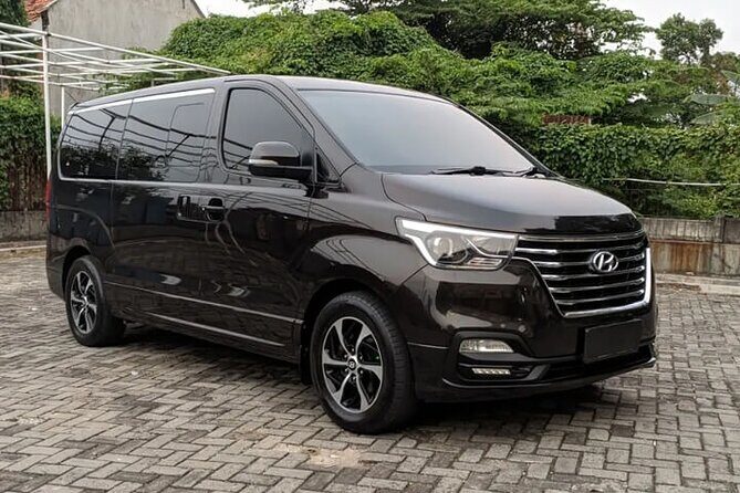 Private Transfer Tahiti Airport PPT to Papeete Urban Area by Van - A Practical Look at the Tahiti Private Airport Transfer