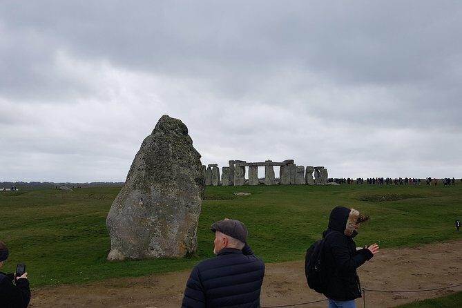 Private transfer to Southampton with a stop at Stonehenge - What to Expect from the Transfer