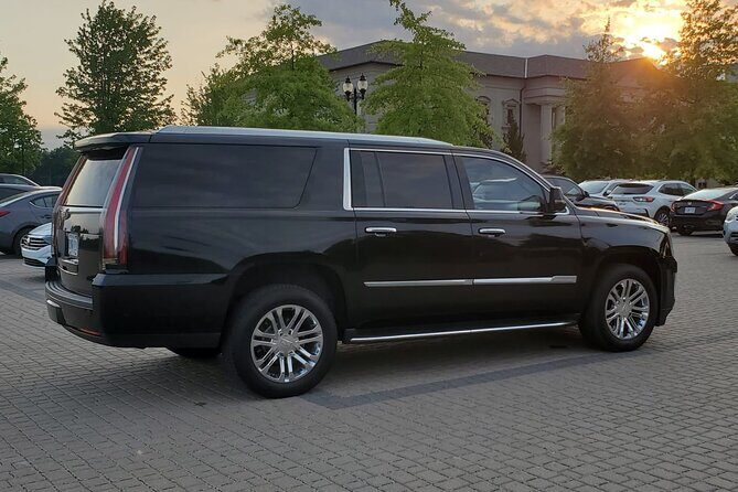 Private Transfer Toronto Hotels to Toronto Pearson Airport YYZ - What to Expect During Your Transfer