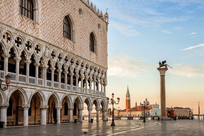 Private Transfer: Venice to Marco Polo Airport VCE in Luxury Van - The Sum Up