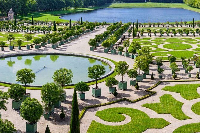 Private Transfer: Versailles to Paris Airport CDG by Luxury Van - Who Should Consider This Transfer?