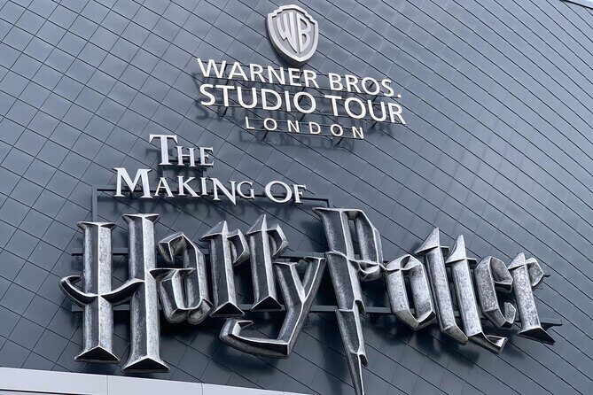Private Transfers between London & Harry Potter Warner Studio - Key Points
