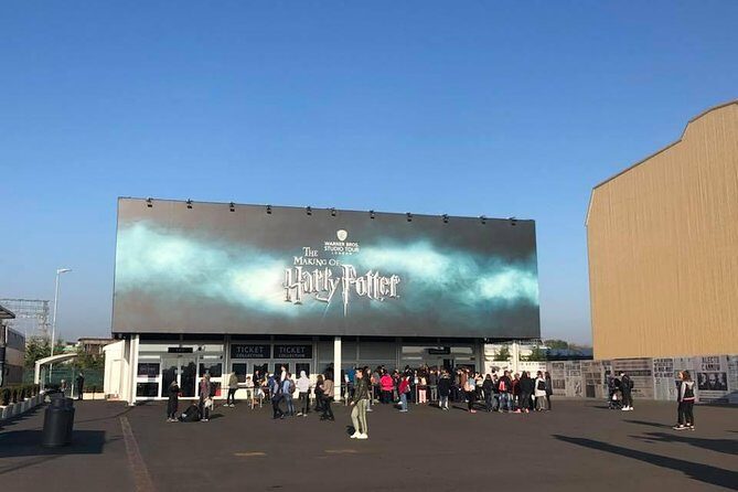 Private Transfers between London & Harry Potter Warner Studio - Who Would Benefit Most?